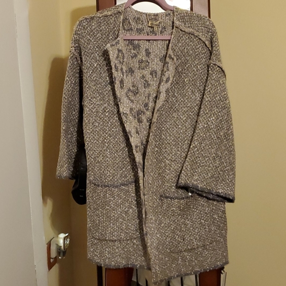 Jacket - Picture 3 of 6